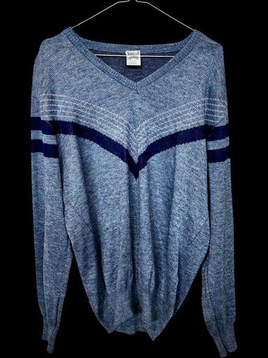 Lotti di vestiti: Schoeller Fashion Blauer V-Ausschnitt Pullover mit – Usato da Zug venduto da vinokilo 1