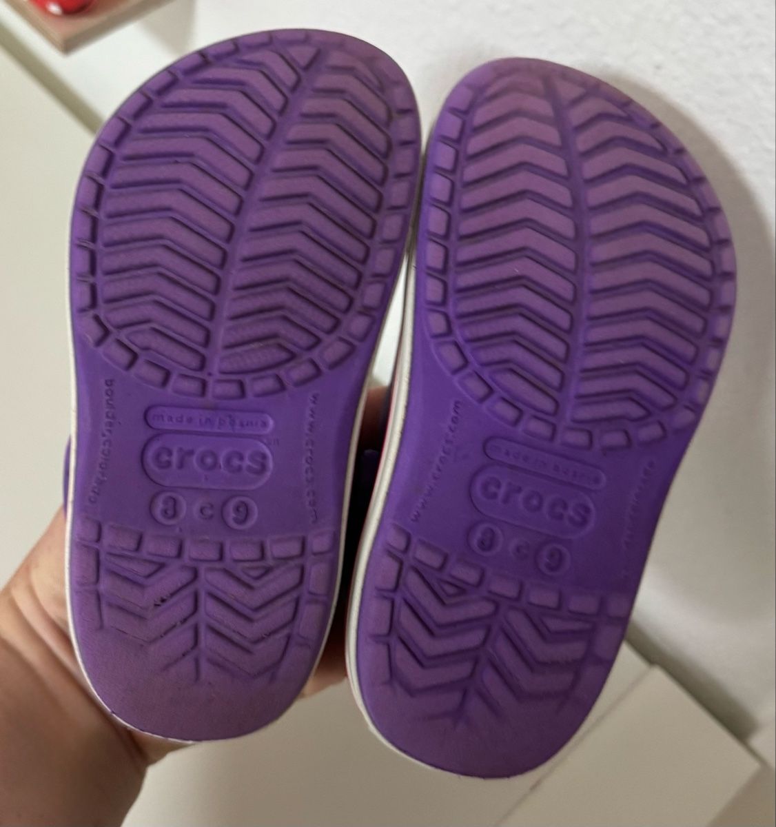 Crocs Scarpe per ragazze: Lila Crocs Clogs Kinder Gr. 24 - 26 – Usato da Flumenthal venduto da Krajan 2