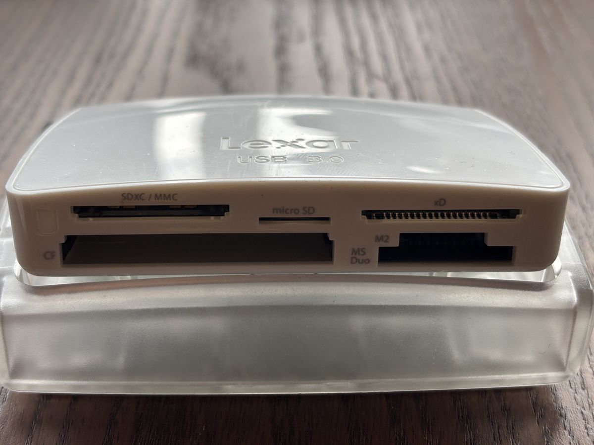 Lexar Kartenlesegeräte: Lexar Multi Card Reader 25 in 1 USB 3.0 wie NEU – Neu (gemäss Beschreibung) aus Küssnacht am Rigi von sie_5yqs 5