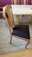 8 Antike Esszimmerstühle