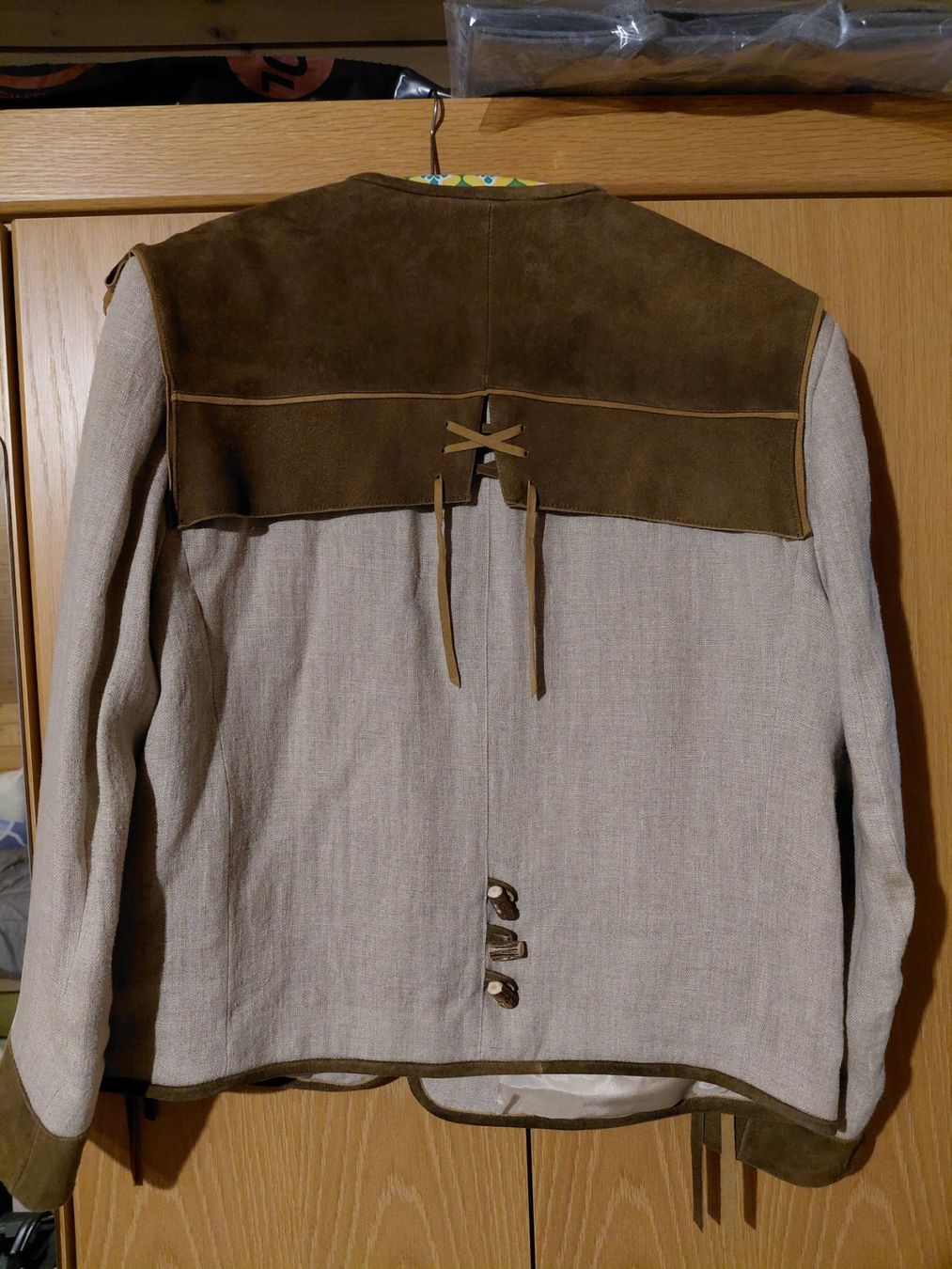 Jacken: Jacke Leinen mit Echtleder – Gebraucht aus Wolfisberg von Flaeki 1