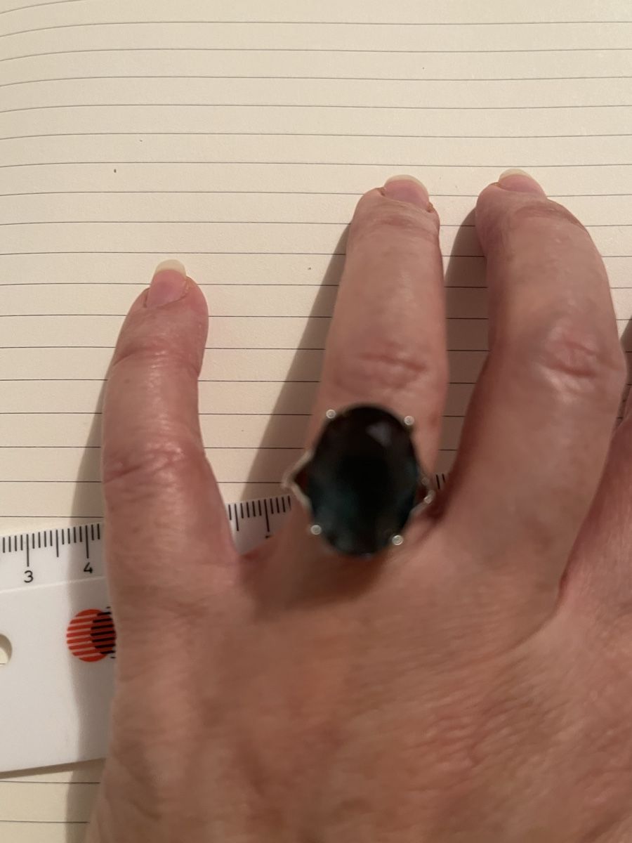 Anelli: Très Jolie bague 59 pierre bleue foncée neuve – Nuovo (secondo la descrizione) da Kloten venduto da Vermicelles