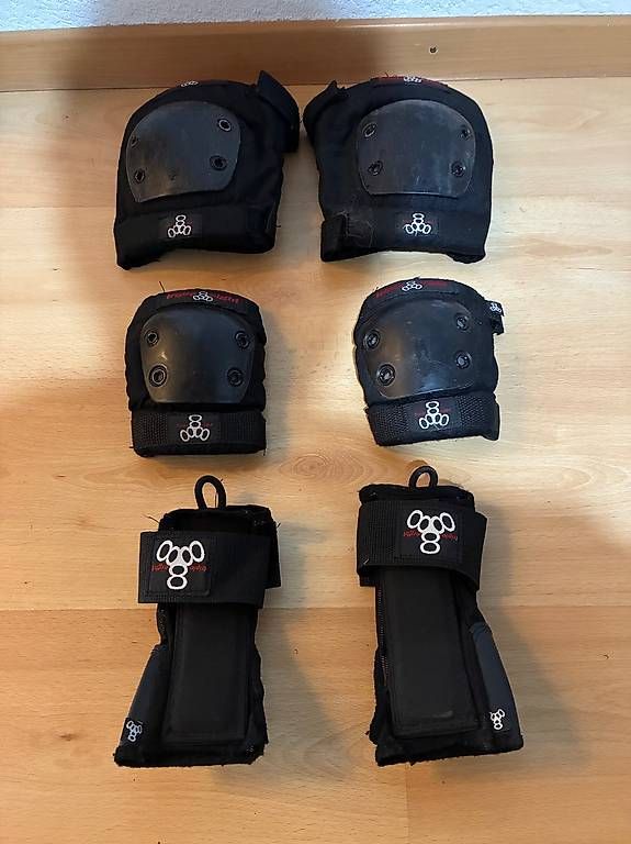 Schutz & Schoner: Ensemble de protections Triple Eight – Gebraucht aus Bouveret von uri_cq5w