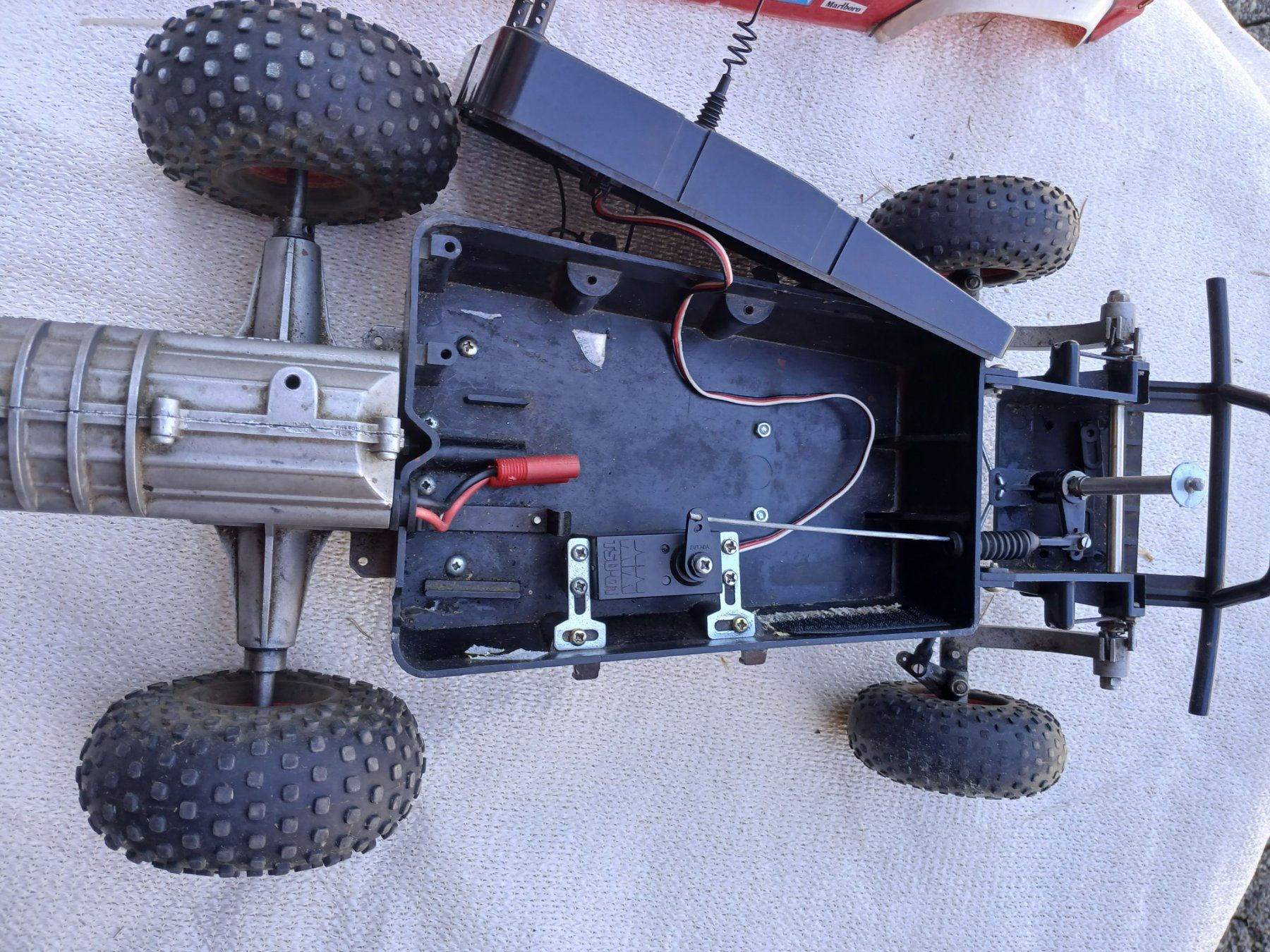 Kyosho Modellismo RC: Kyosho Toyota Hilux (Oldtimer) – Usato da Rüegsbach venduto da Rover110 2