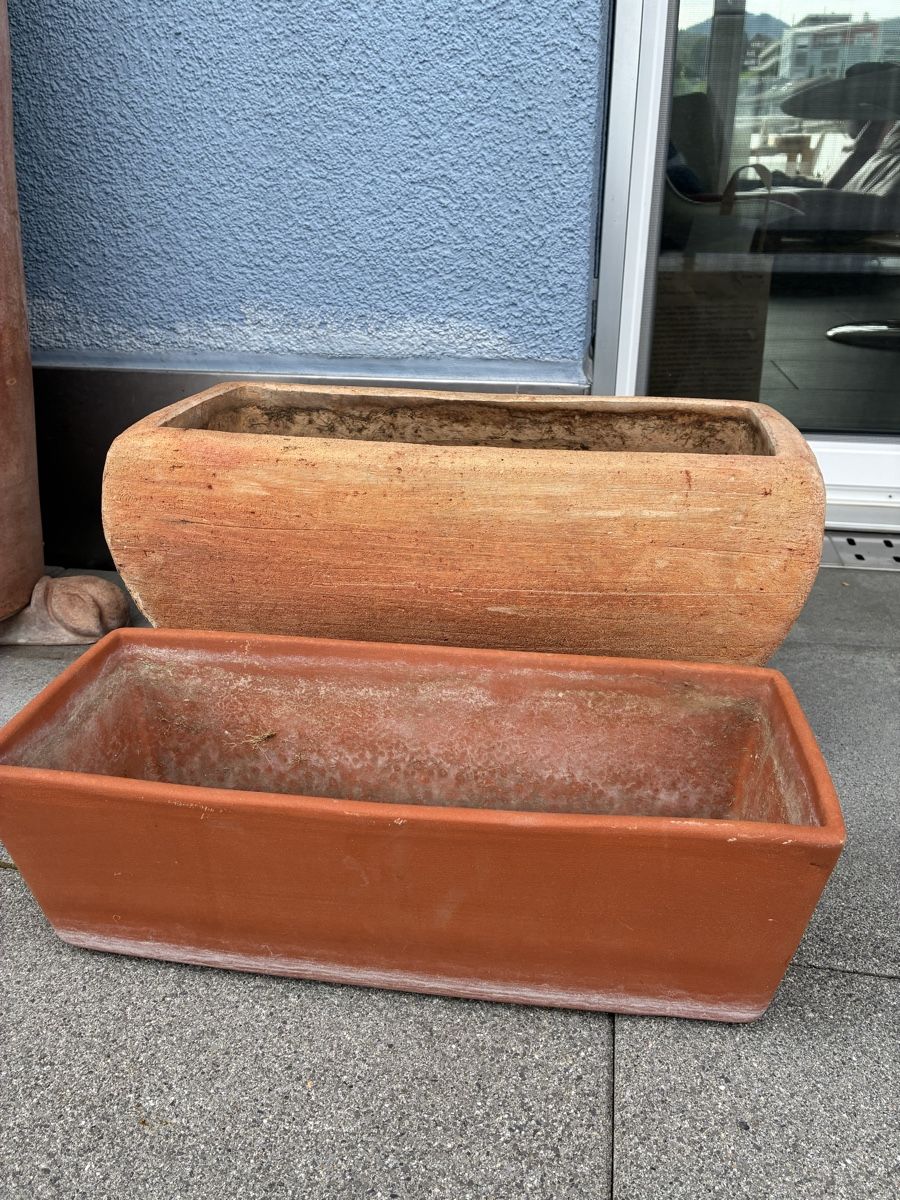 Vasi per fiori: Terracotta Kistli – Usato da Altendorf venduto da Monteiroastrild 1