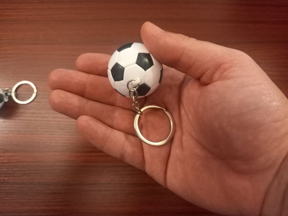 2 Porte-Clés Ballon De Foot Argenté - Métal Zinc - Pour Supporters Et Joueurs - Cadeau Sport