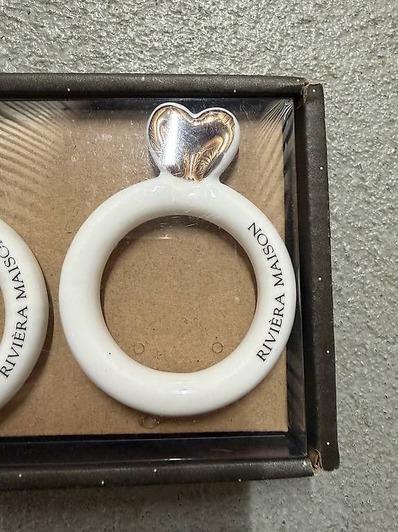 Riviera Maison Altro in Decorazioni & Accessori: Rivièra Maison Serviettenringe, neu & original verpackt – Nuovo e nell'imballaggio originale da Zürich venduto da jan_6yl5 1