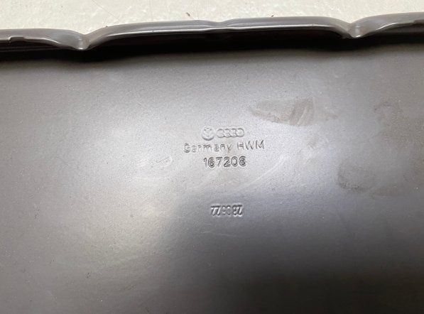 Alle Autoersatzteile: Autobatteriehalter T6 – Gebraucht aus Alpnach-Dorf von Hess-Automobile 2