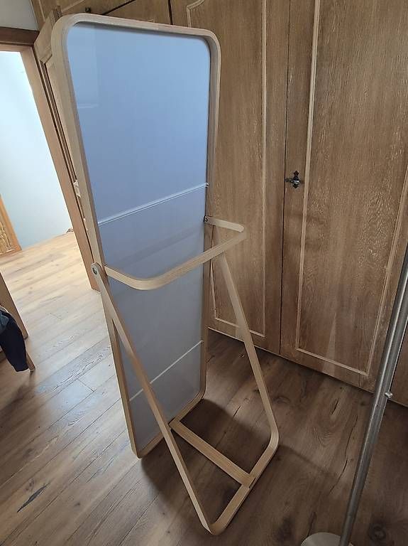 Specchi: Miroir sur pied IKEA – Usato da La Chaux-de-Fonds venduto da vorlure 2