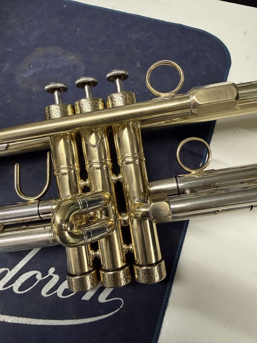 Instruments de musique: Bb Trompete Eigenbau mit Bach Ventilen – D'occasion à Burgdorf par kla_r5tf