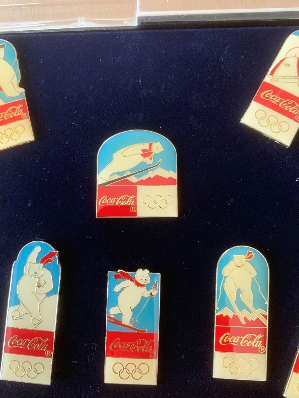 Broches & Aiguilles: Coca Cola Pin Serie – Neuf (Voir description) à Zauggenried par Mr-Jackman 1