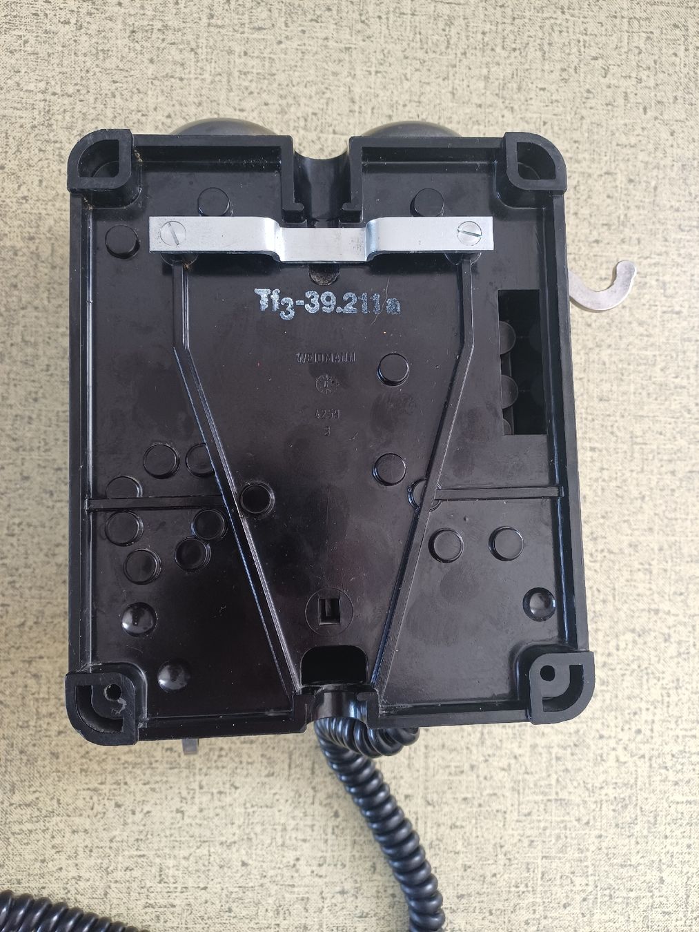 Telefoni: Wandtelefon Bakelit schwarz  – Usato da Ebersecken venduto da Napf08 1