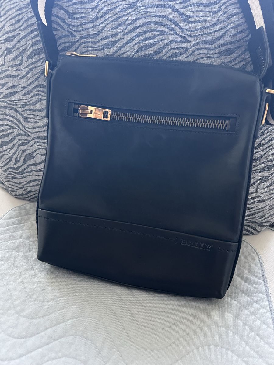 Bally Borse: Bally Umhängetasche  – Usato da Basel venduto da oli_skt9 1