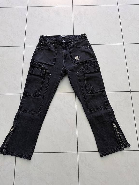 Jeans: Vicinity Cargo – D'occasion à Urtenen-Schönbühl par ninociotti