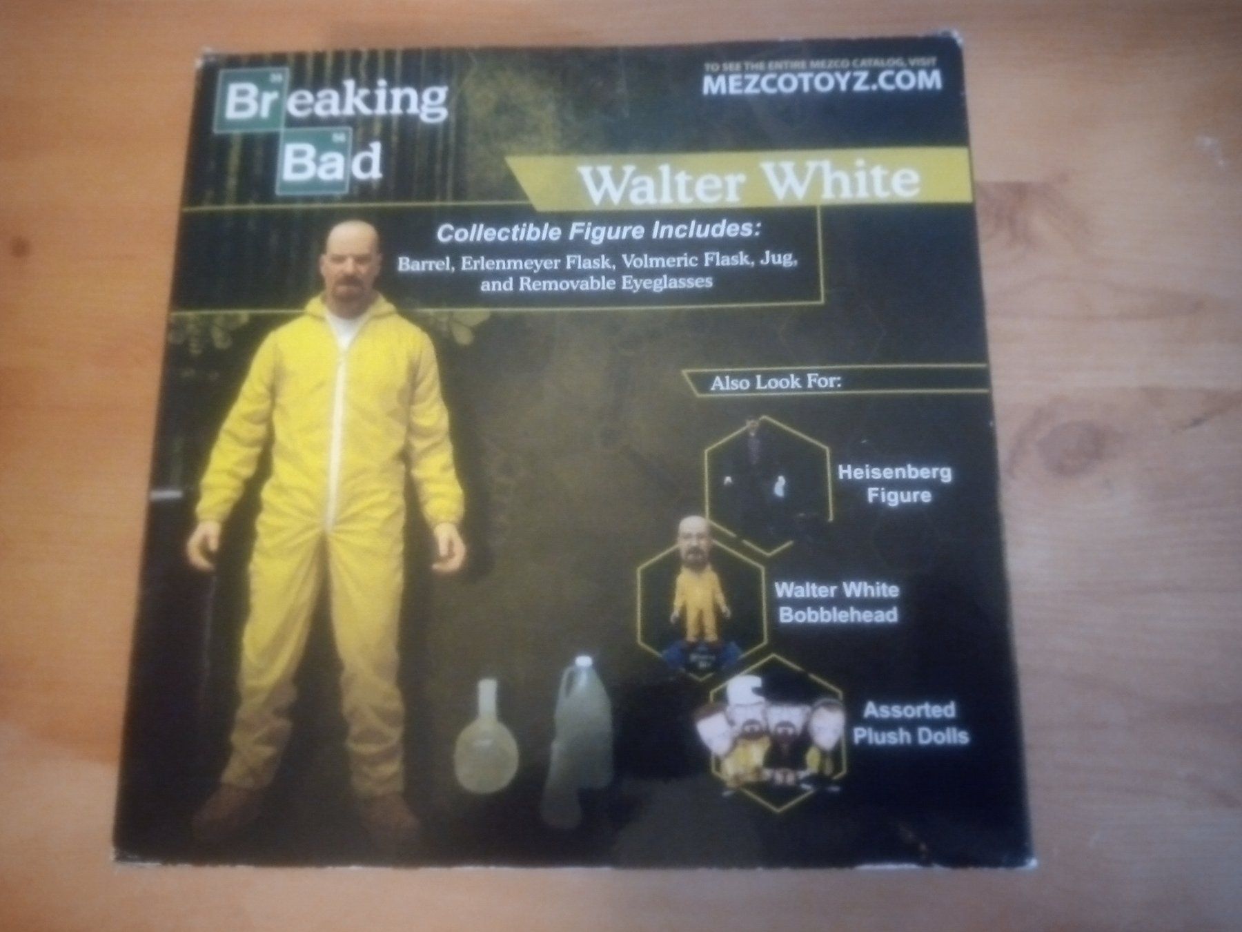 Statuette: Breaking Bad Walter White costume orange – Nuovo (secondo la descrizione) da Neuchâtel venduto da bor_esse 3