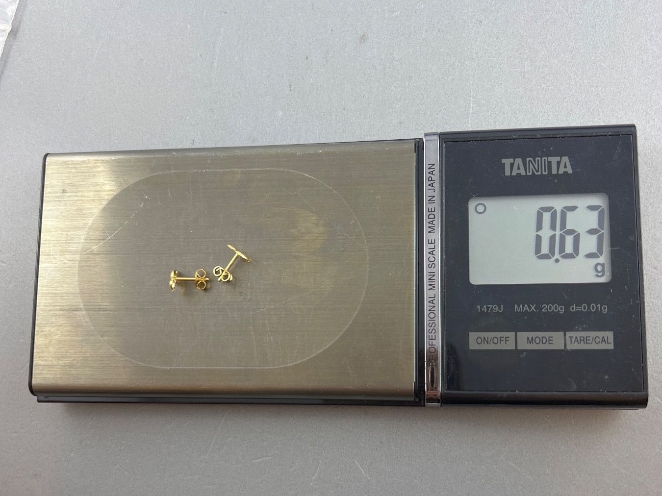 Ohrringe & -stecker: Ohrstecker 750 Gold – Gebraucht aus Niederuzwil von leo_8857 4