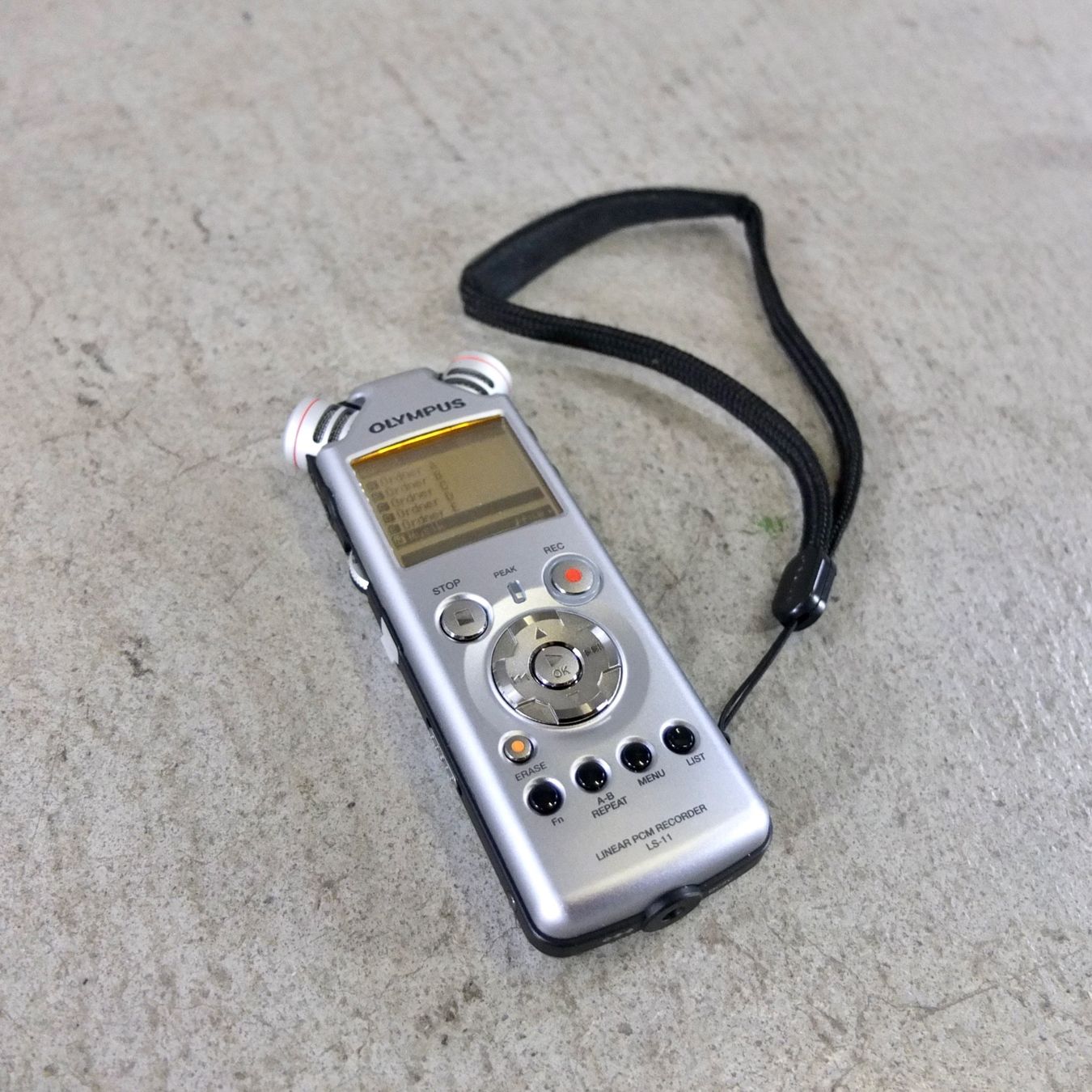 Olympus Registratori: Olympus LS-11 Recorder – Usato da Basel venduto da Brocki-auf-dem-Wolf