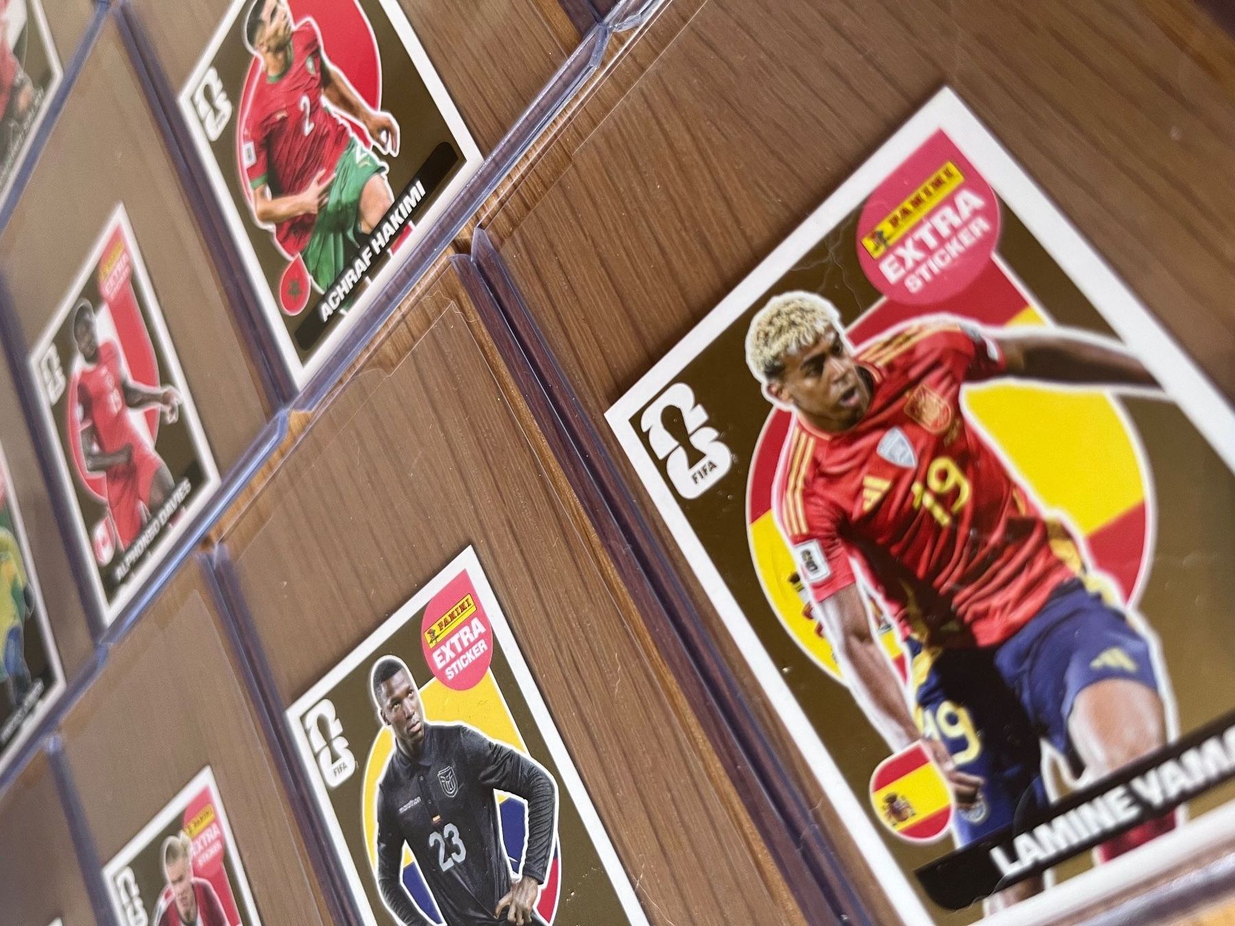 Panini Carte collezionabili: Panini Extra Stickers 2026 Complet Gold Set – Nuovo (secondo la descrizione) da Villeret venduto da Ma_To 3