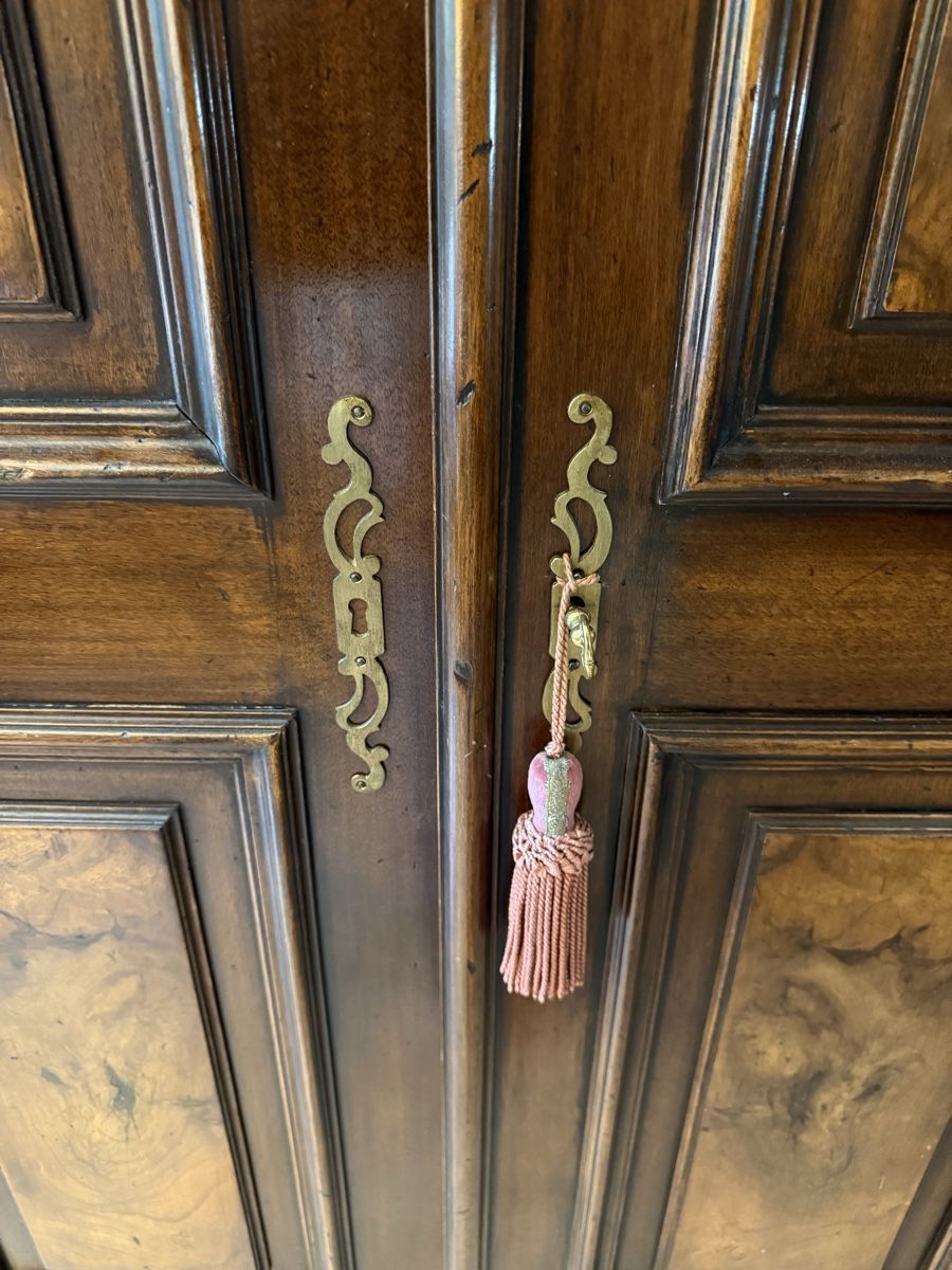 Armadi: Antiker Schrank – Usato da Elgg venduto da dan_f8gv 2