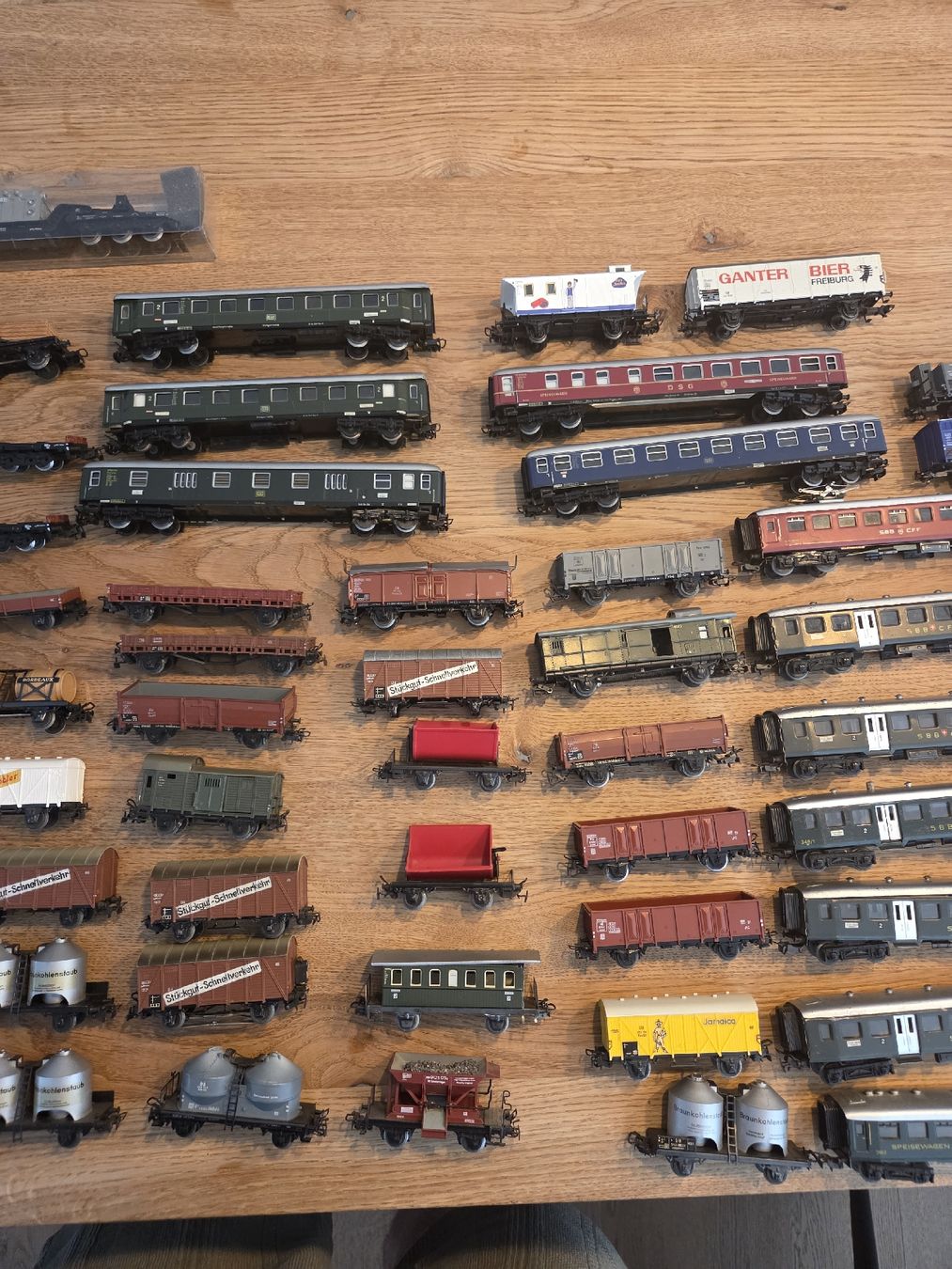Märklin Modellini di ferrovie: Grosse Modellbahn Wagensammlung Märklin – Usato da Berikon venduto da TopLok1 2