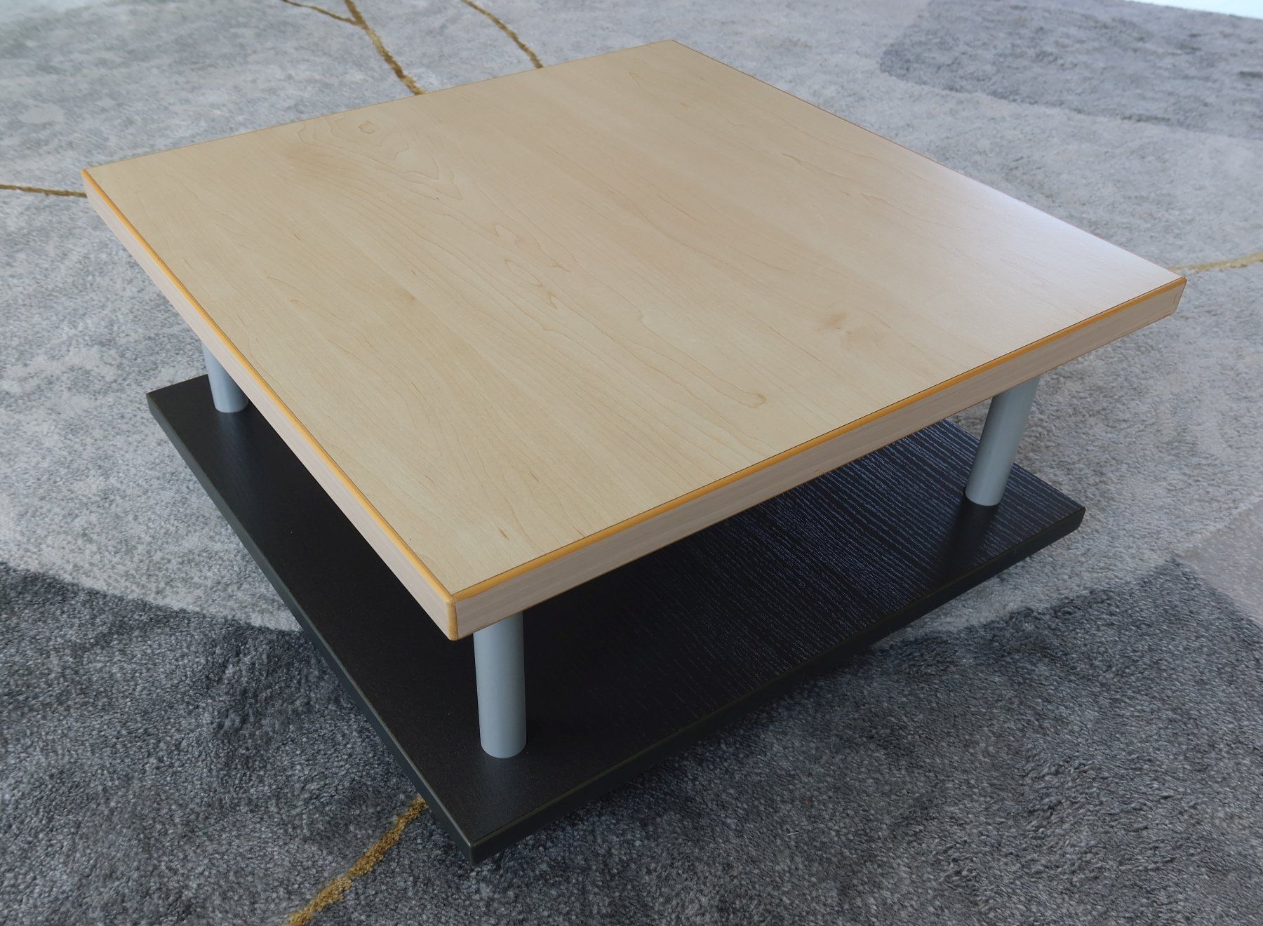 Scrivanie: Printerstand auf Rollen, Gesika, 50x50cm, Topzustand – Usato da Zürich venduto da Piki7