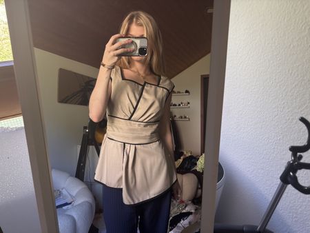 Top Beige Schwarz