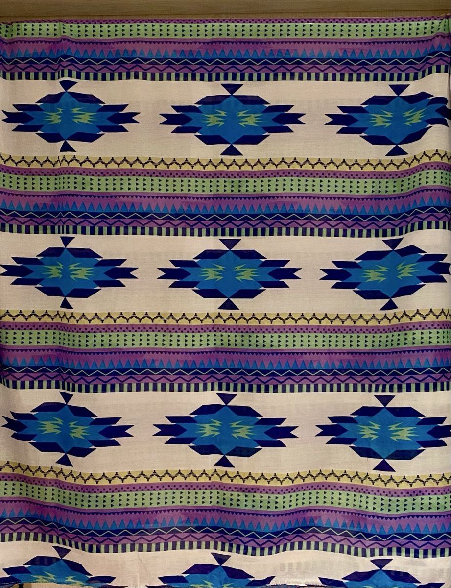 Foulards, Tücher & Schals: Schal in Aztekenmuster – Gebraucht aus Lyss von Sibella56