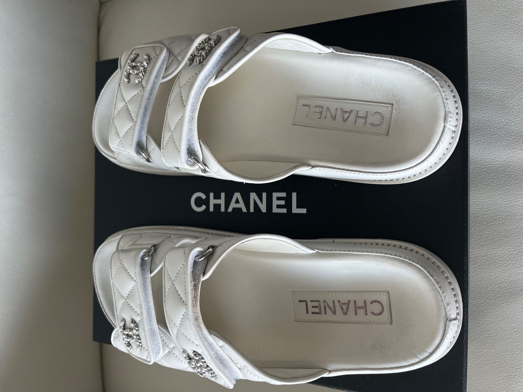 Chanel Scarpe da donna: Sandales Dad Chanel white 40 – Usato da Neuchâtel venduto da Code001 1