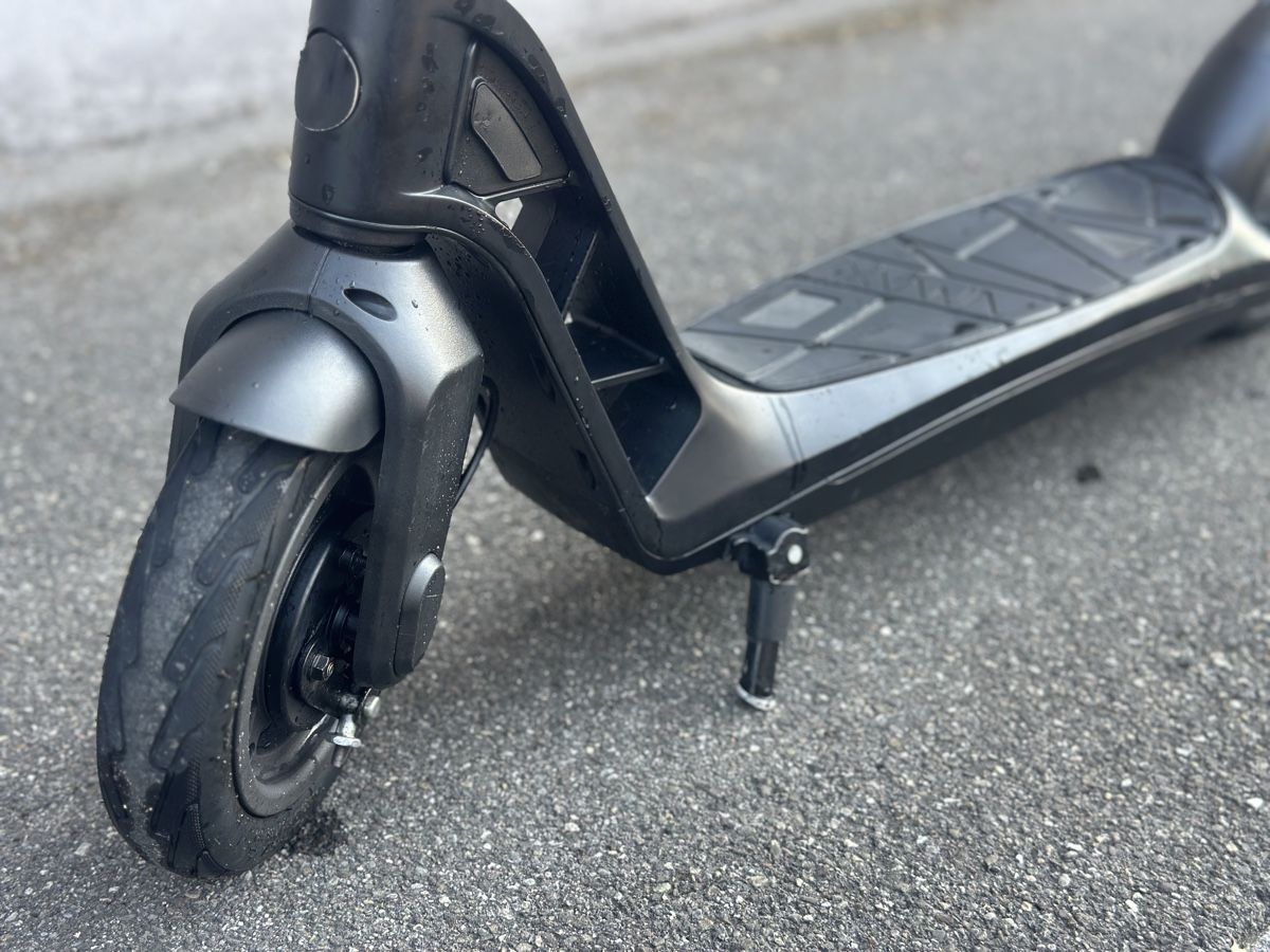 VMAX Kickboard: Electric Scooter VMAX VX1 – D'occasion à Aarau par bikestones 2