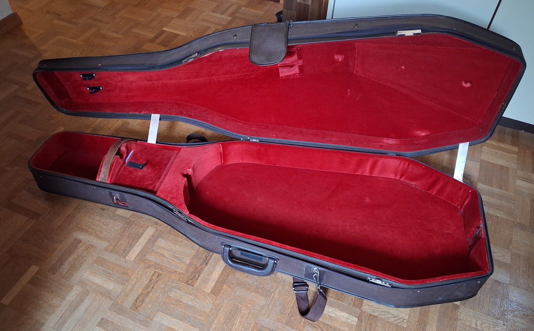 Strumenti musicali: Coffre de transport rigide pour violoncelle 4/4 – Usato da Grolley venduto da abo_nf9n 2