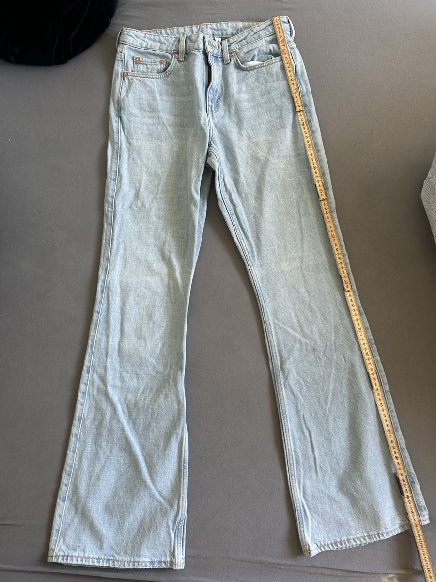 Weekday Jeans: Weekday Sway Hose hellblau – Gebraucht aus Uster von alin13e