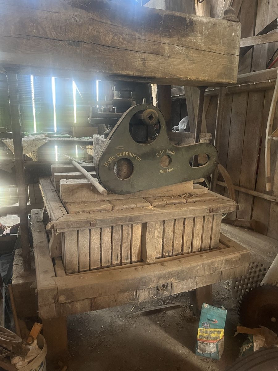Toutes les machines: Antike  Mostpresse – D'occasion à Hedingen par Walo1315
