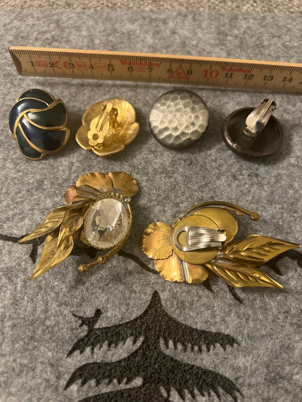 Altri gioielli: 3 Paar Ohrclips, Modeschmuck, Vintage – Usato da Uznach venduto da Ya_x7x6 4