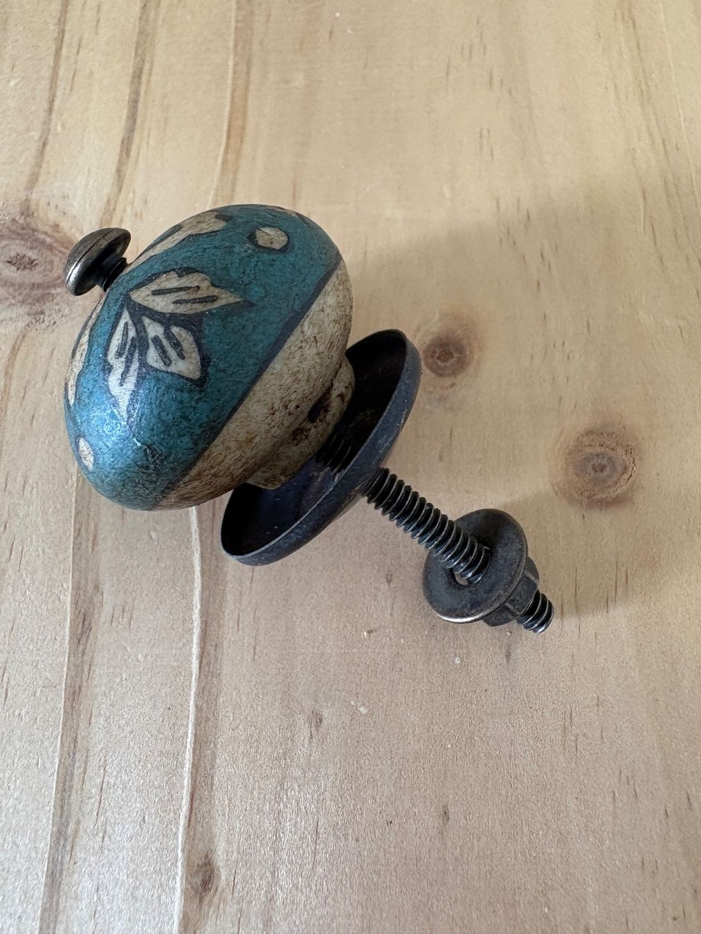 Tutte le decorazioni: Vintage Möbelknopf, Keramik, türkis mit  Blumenmuster – Nuovo (secondo la descrizione) da Wetzikon ZH venduto da Boldeagle01 2