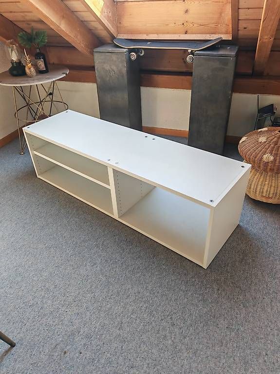 Meubles TV: IKEA TV-Bank/Sideboard – D'occasion à Schinznach Dorf par Stef_Street86
