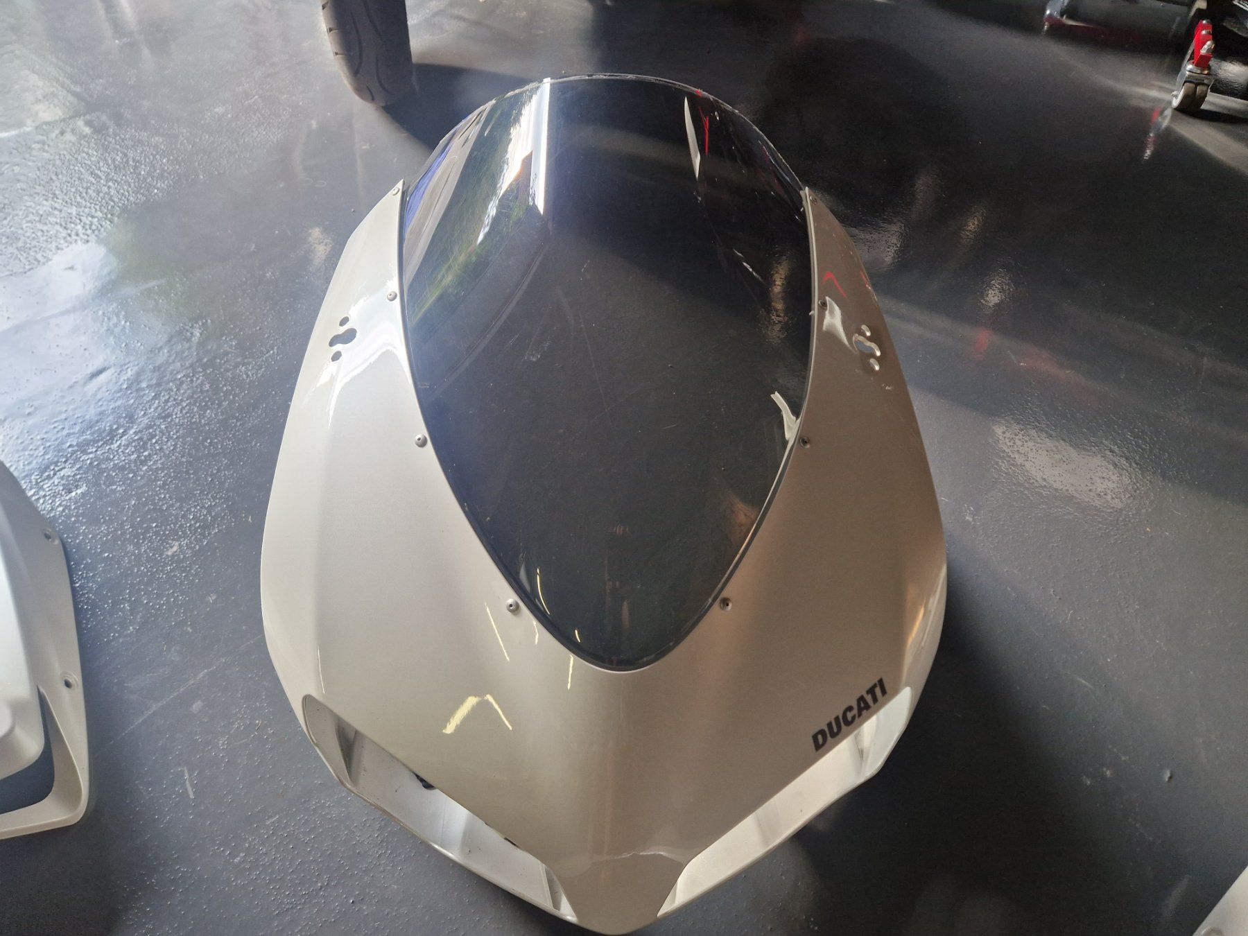 Ducati Tutti i ricambio per moto: Ducati 1198 Verschalung perlweiss, ORIGINAL – Usato da Zofingen venduto da alb_l99r 6