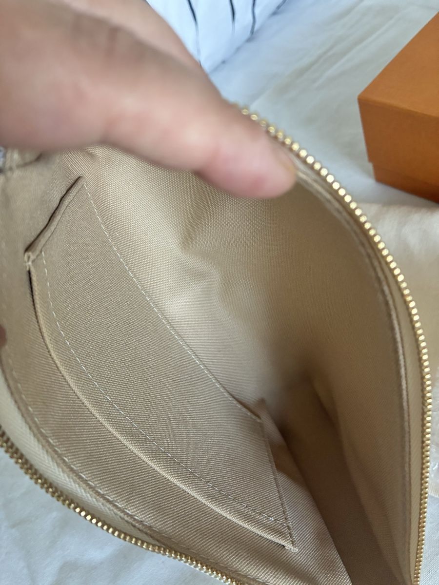 Louis Vuitton Taschen: Louis Vuitton Pochette Accessoires Damier Azur Canvas – Neu und originalverpackt aus Basel von ars_r7xd 5