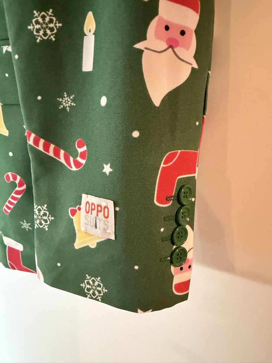 Oppo Anzüge: OppoSuits Anzug Grösse EU52, Weihnachtsmuster – Gebraucht aus Küsnacht ZH von ToddyGinger 1