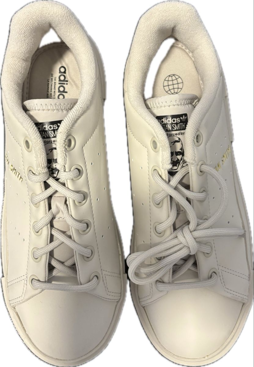 Adidas Scarpe da donna: Adidas Stan Smith White Sneakers – Usato da Chur venduto da Cuteclothes7k