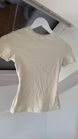 Skims T-Shirt