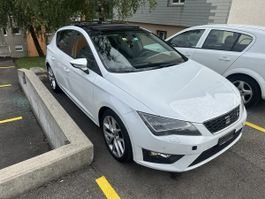 SEAT Leon 1.8 TSI FR Limousine Weiss 220604km