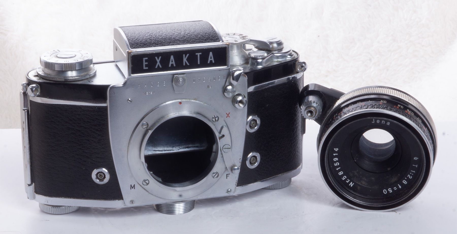 Exakta Fotocamera: EXAKTA Varex IIa – Usato da Zürich venduto da phueni 7