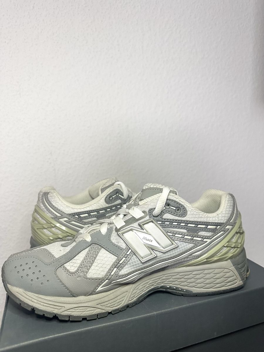 New Balance Scarpe da donna: New Balance Sneaker U 1906 – Usato da Uetikon am See venduto da jael_87 1
