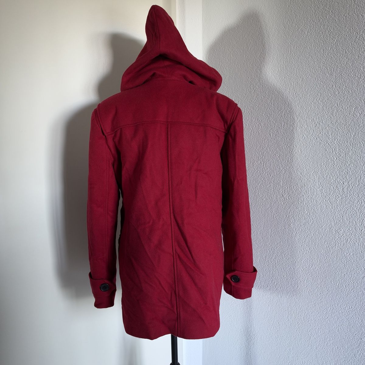 Cappotti: RED WOOL HOODED DUFFLECOAT  – Usato da Zofingen venduto da JumpInVintage 1