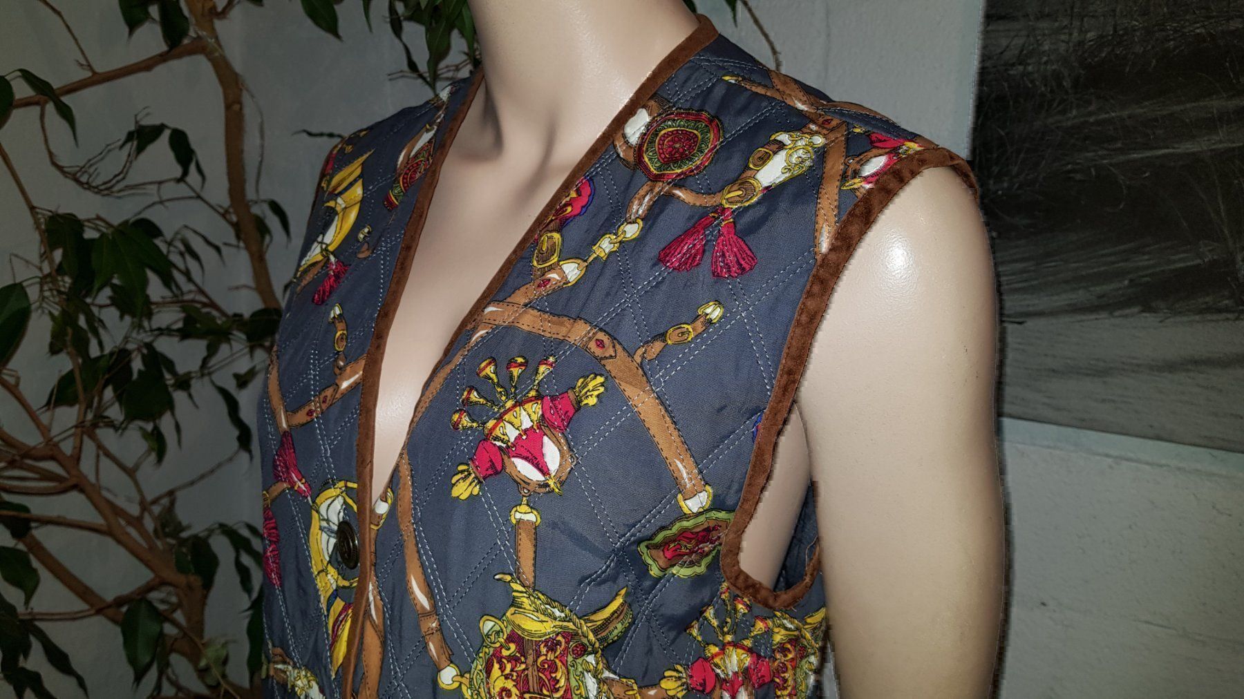 : VB Gilet / Weste Taille / Grosse 38 CH – Usato da Cossonay-ville venduto da Super-Price-Quality 3