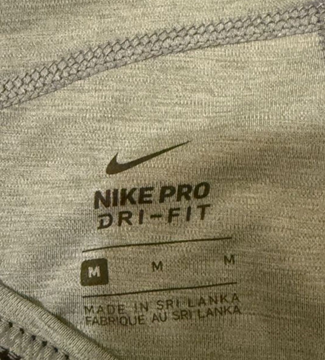 Nike Leggings: leggins Nike M – D'occasion à Giubiasco par A.B00 2