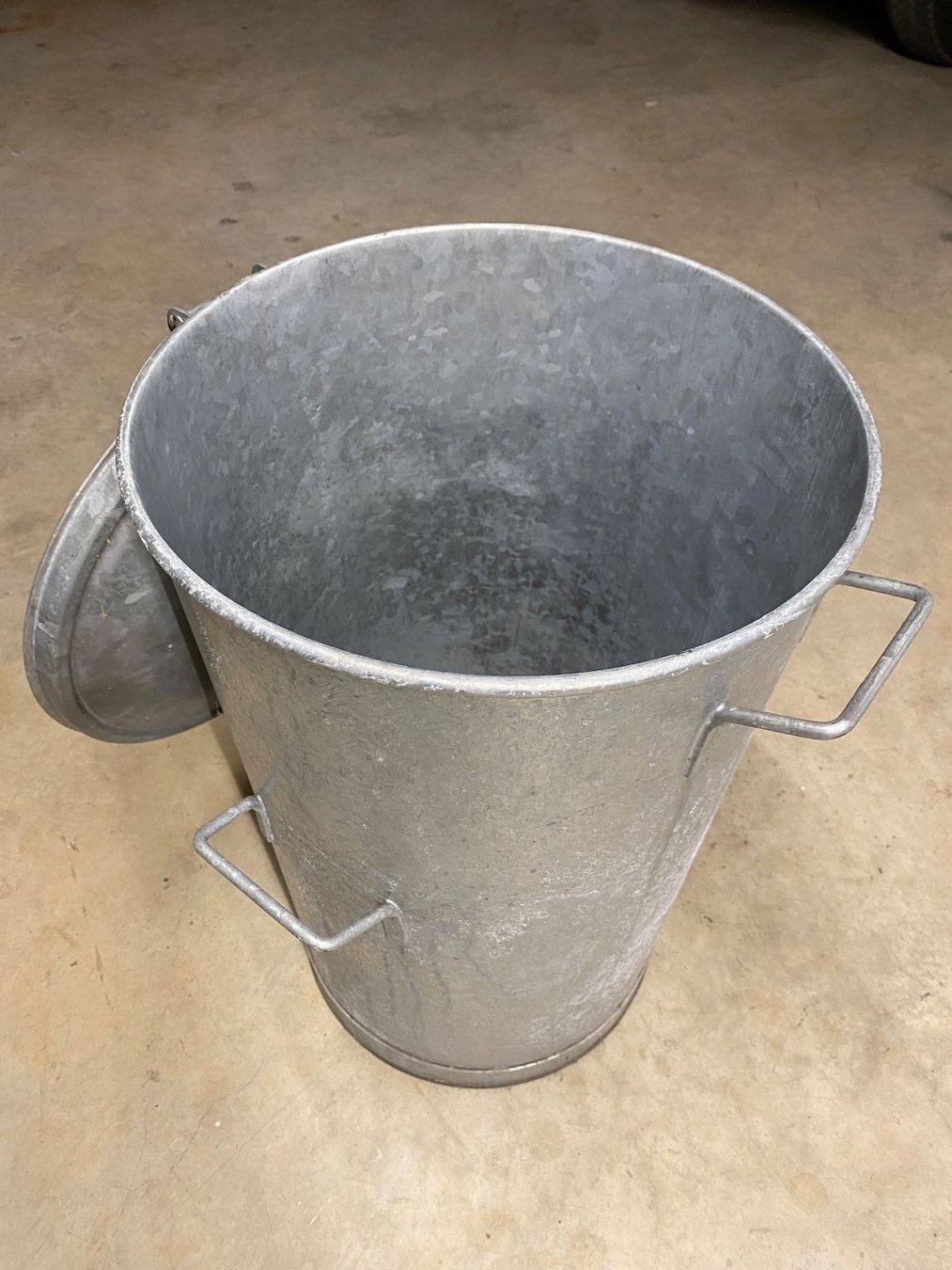 Ochsner Poubelles: Ochsnerkübel 55 L – D'occasion à Hinwil par hasuka 1