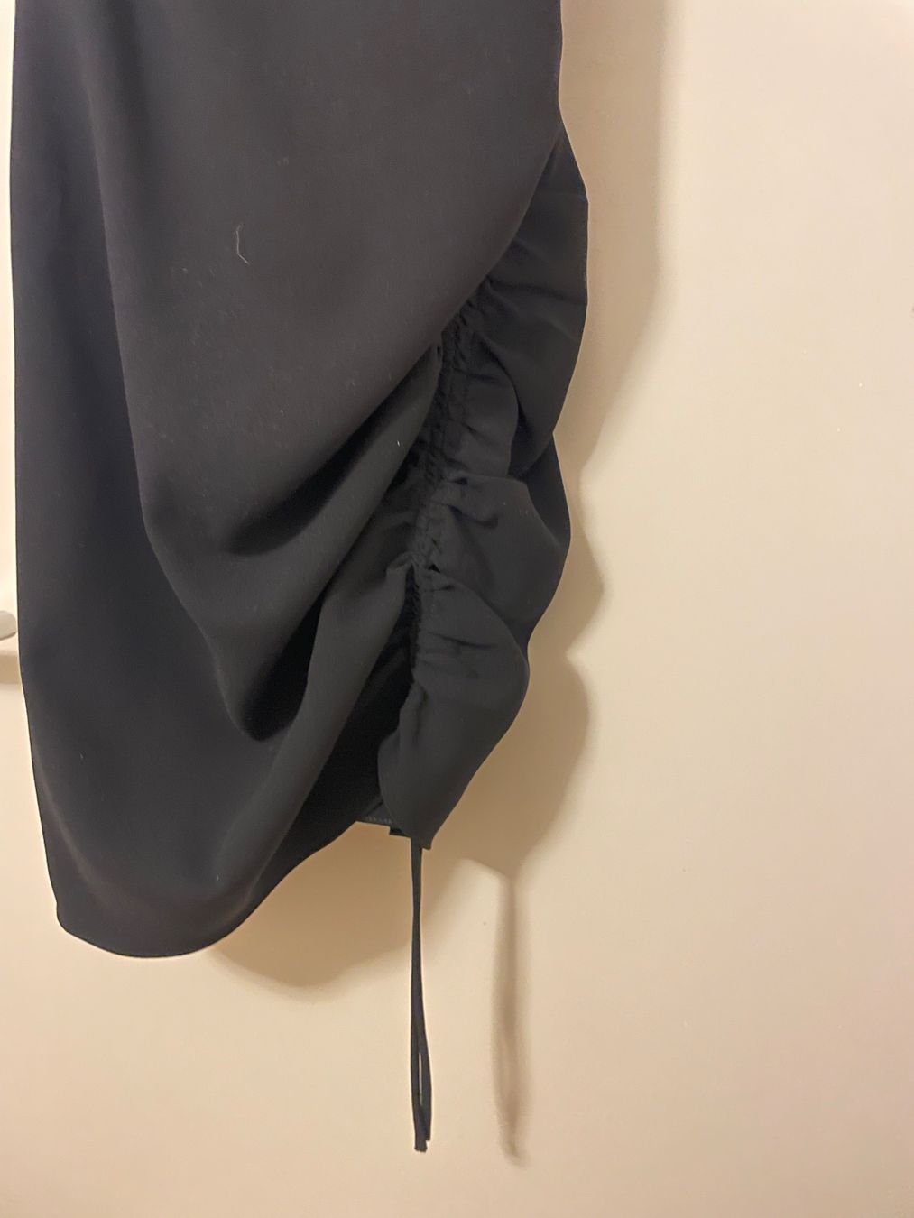 Zara Vestiti: ROBE COURTE DRAPÉE ZARA, taille M – Nuovo (secondo la descrizione) da Châtelaine venduto da nan_j75j 4