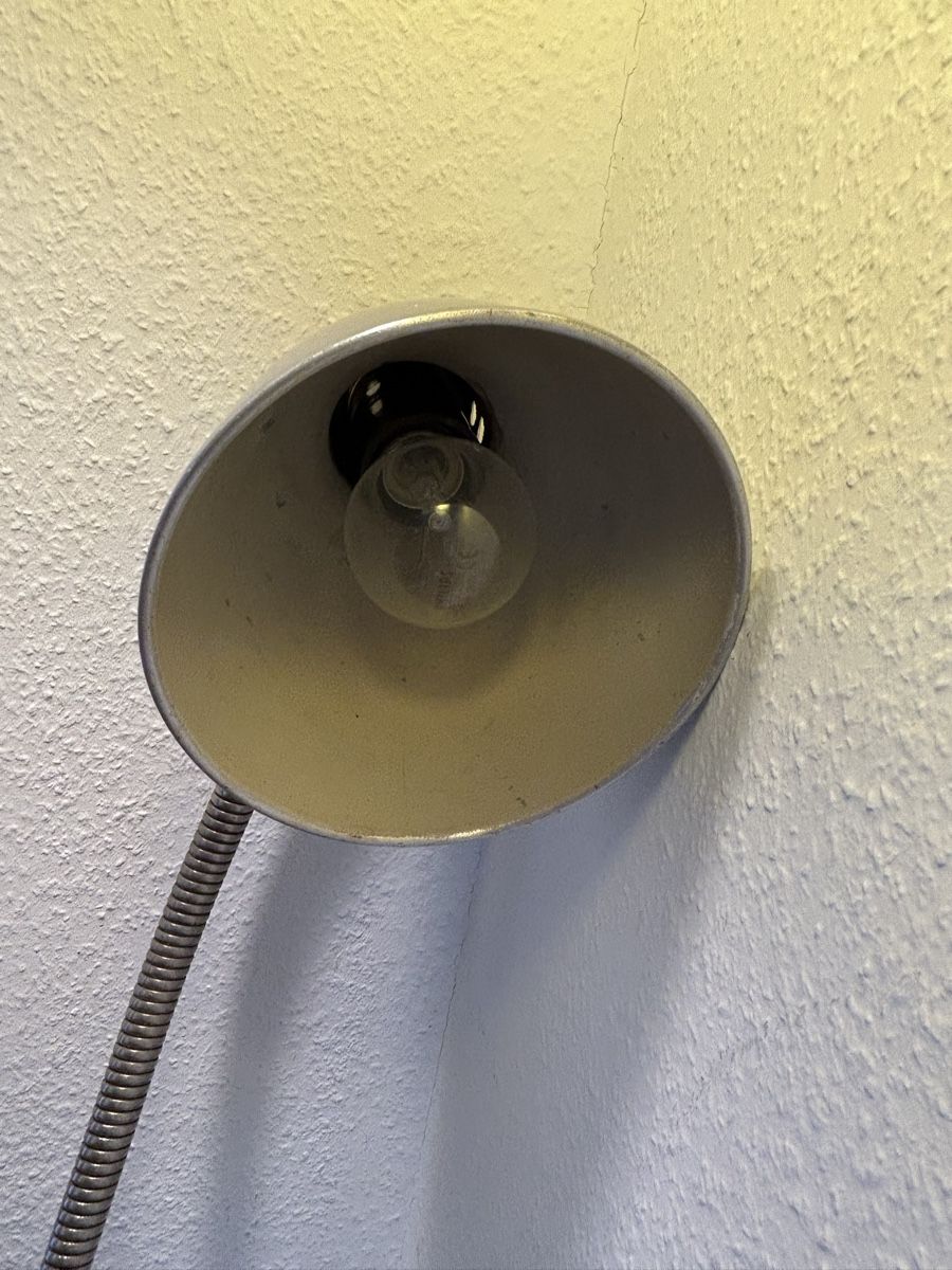 Lampade: ANTIKE LAMPE INDUSTRIE – Usato da Bottmingen venduto da Surubi 3