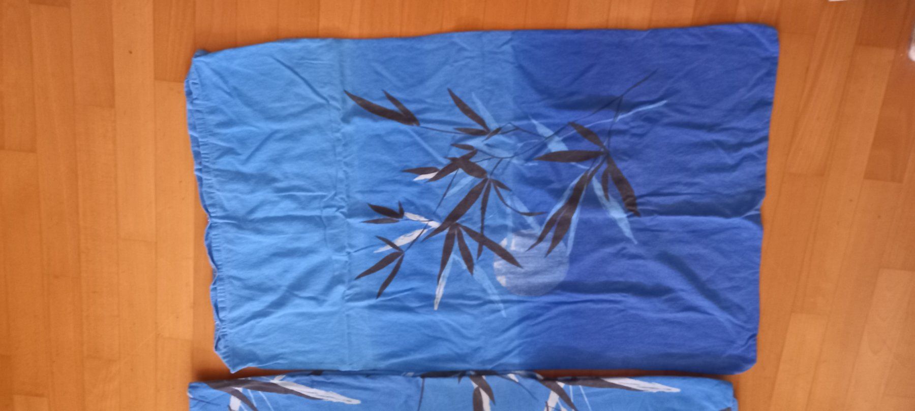 Coperte: Bettanzug mit Kissen – Usato da Wädenswil venduto da Bristen03